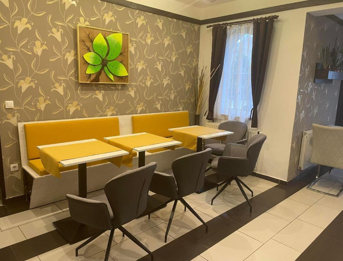 Patricia Panzio Hotell Bük Exteriör bild