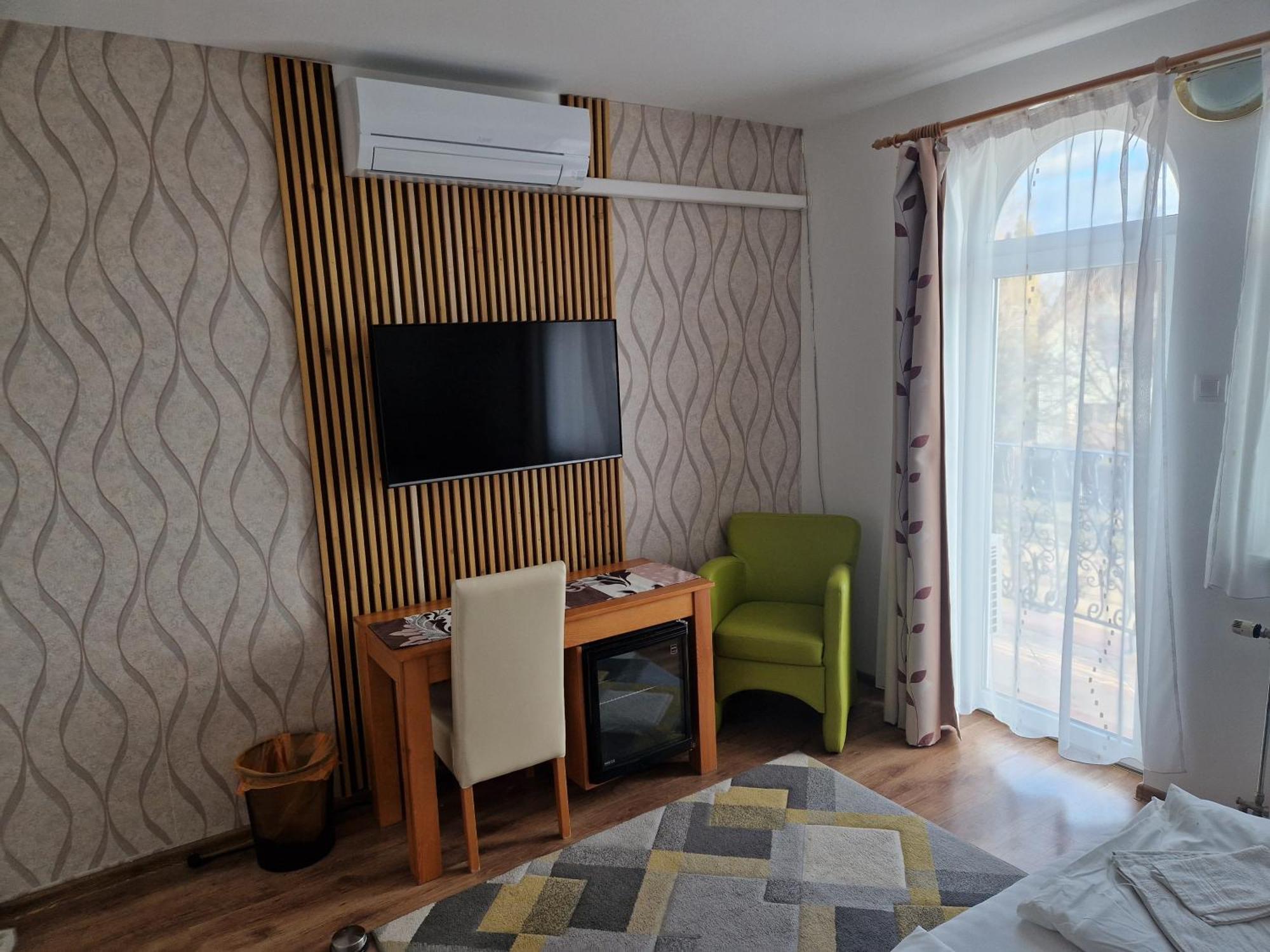 Patricia Panzio Hotell Bük Exteriör bild