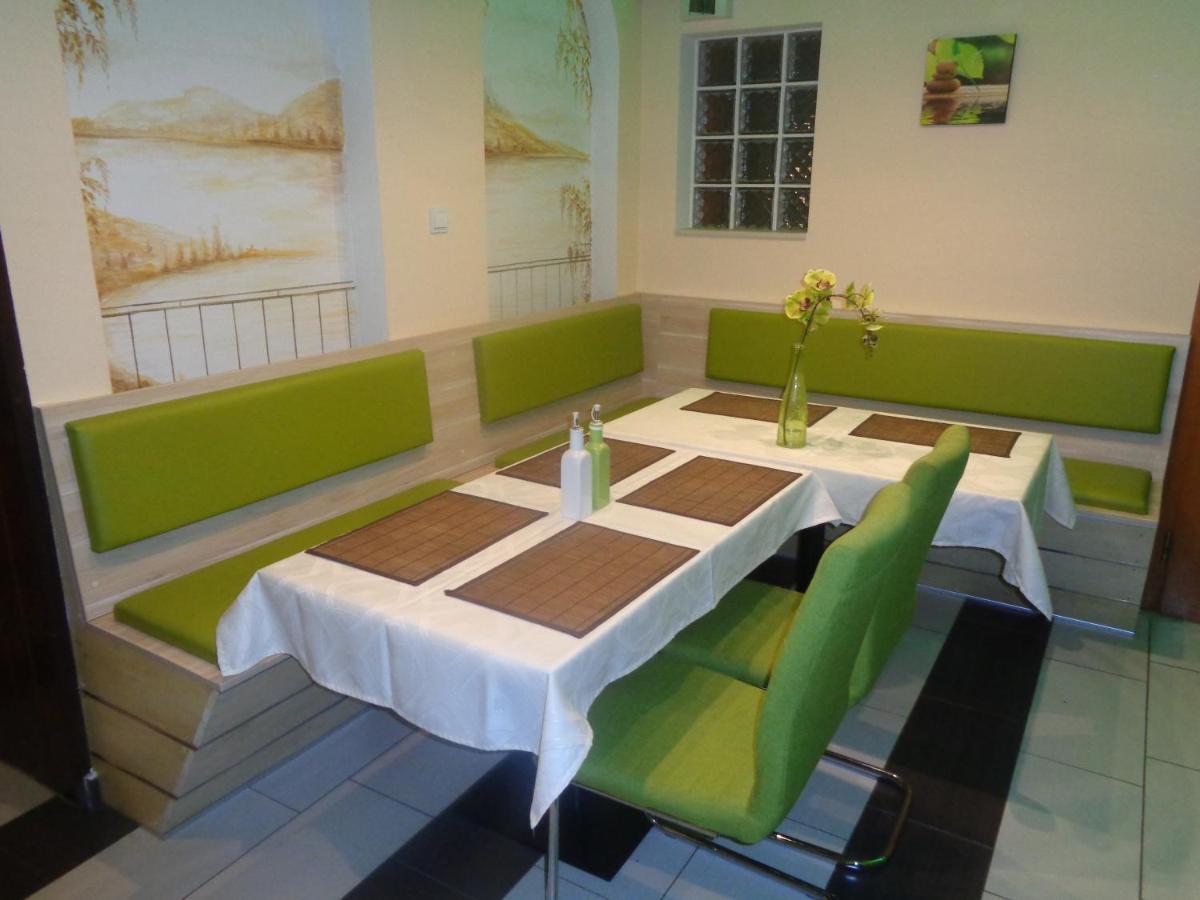 Patricia Panzio Hotell Bük Exteriör bild